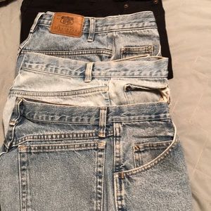 4 men's jean shorts, size 32